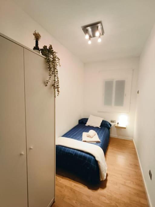 Siglo XX - Nuevo Apartamento Para 3 Barcelona Kültér fotó
