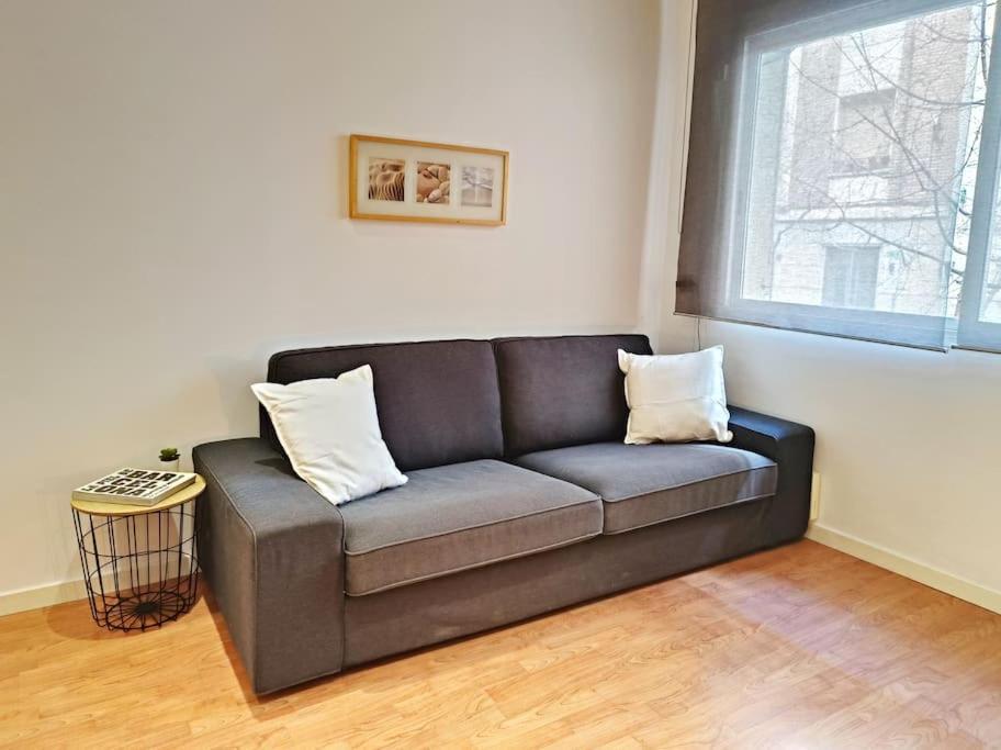Siglo XX - Nuevo Apartamento Para 3 Barcelona Kültér fotó